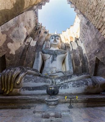 Die Tempelwandmalerei von Wat Si Chum: Ein Triumph der farbenfrohen Erzählung und spiritueller Symbolik!